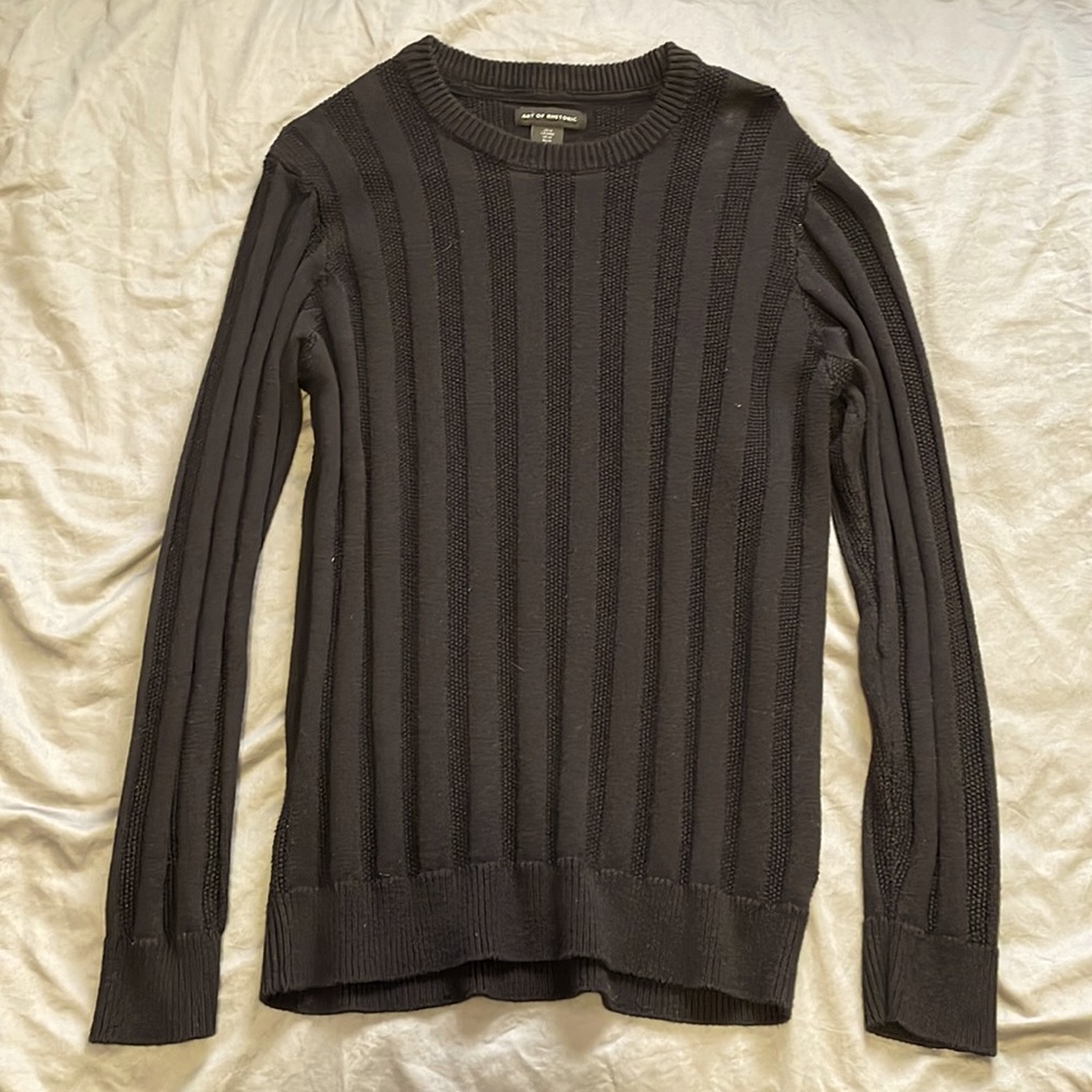 Vertical Pattern Knitted Sweatshirt